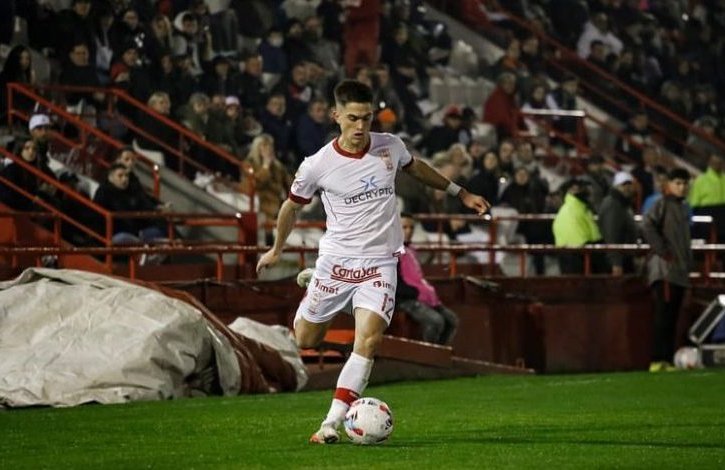 Guillermo Soto estaría en carpeta de la UC tras la salida anticipada de Mauricio Isla