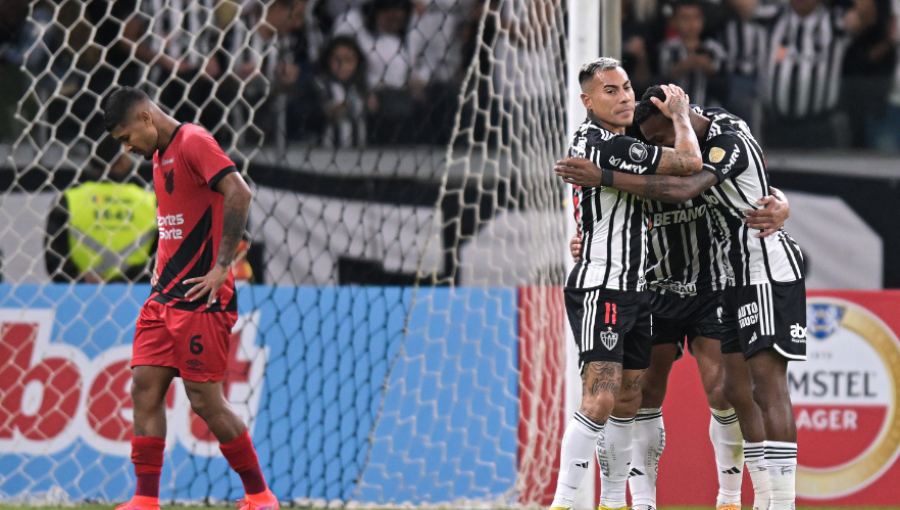 Eduardo Vargas sumó minutos en agónico triunfo de A. Mineiro por Copa Libertadores