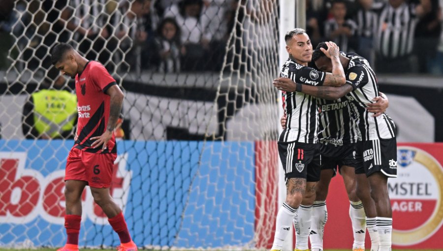 Eduardo Vargas sumó minutos en agónico triunfo de A. Mineiro por Copa Libertadores