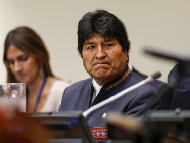 Evo Morales arremete contra presidente Boric por "apoyar al gobierno ilegal e ilegítimo" de Boluarte en Perú