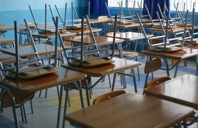 Por malas condiciones ambientales: suspenden las clases para este viernes en Quintero y Puchuncaví