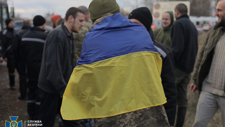 Rusia liberó a más de un centenar de militares ucranianos apresados en la ciudad de Bajmut
