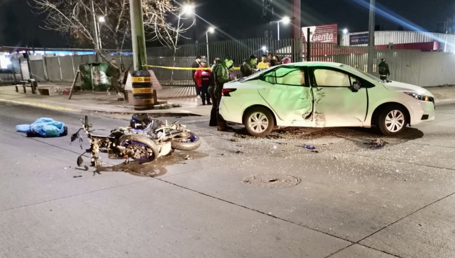 Motociclista perdió la vida tras chocar contra un automóvil en Puente Alto