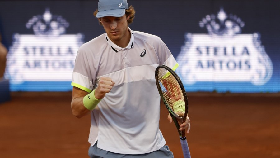 Nicolás Jarry debutó con triunfo ante el boliviano Hugo Dellien en Roland Garros