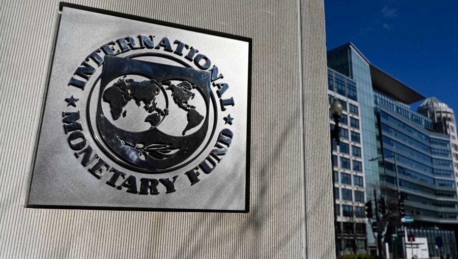 Ucrania alcanzó un acuerdo preliminar con el FMI para recibir en junio un paquete de ayuda valorado en US$900 millones