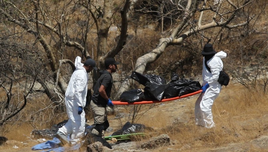 Encuentran 45 bolsas con restos humanos en el estado mexicano de Jalisco