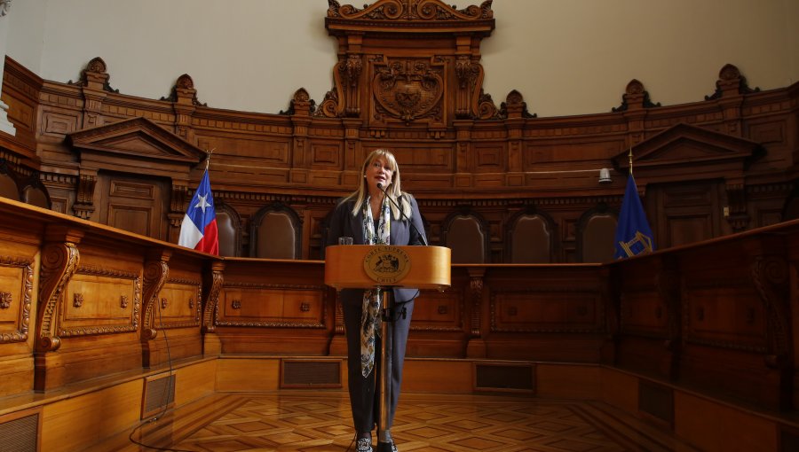 Vocera de la Suprema tras polémica declaración sobre isapres: "La interpretación correcta del fallo la da la Sala, no yo"