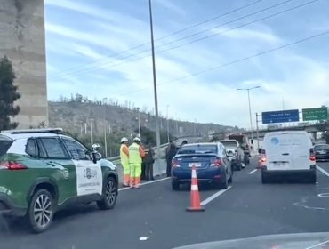 Tres automóviles protagonizaron accidente de tránsito en el Troncal Sur hacia Viña del Mar