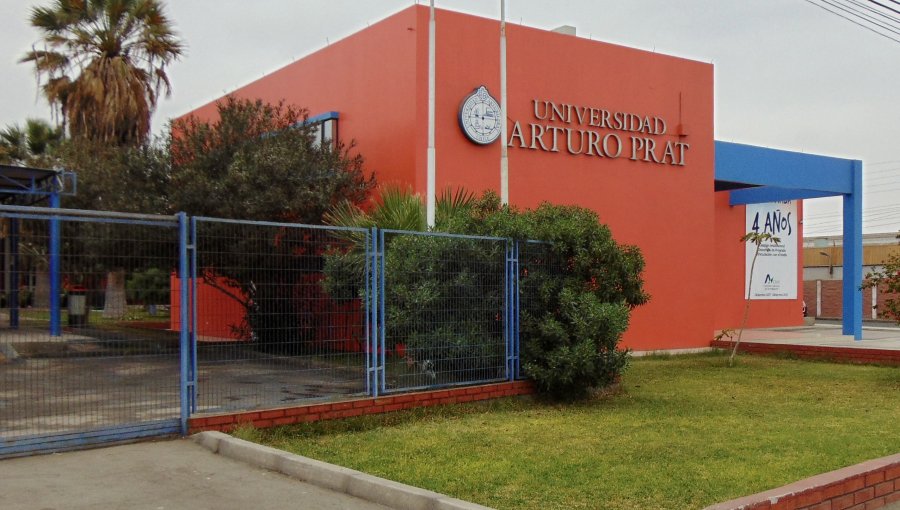 Corte de Arica ordena a la U. Arturo Prat entregar su título profesional a estudiante morosa