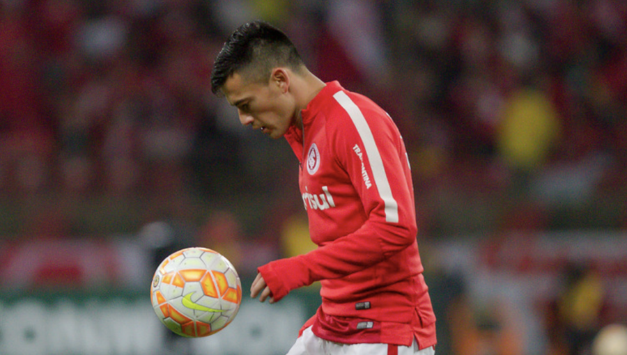 Inter de Porto Alegre incluye a Charles Aránguiz en plantel para duelo por Copa Libertadores