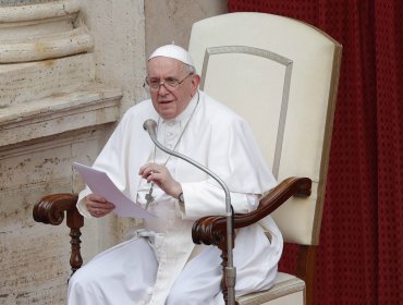 Papa Francisco se someterá a cirugía en Roma tras sufrir dolores "que empeoran"