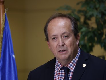 Fiscal nacional Ángel Valencia remueve a sus cuatro escoltas de Carabineros por pago irregular de horas extras