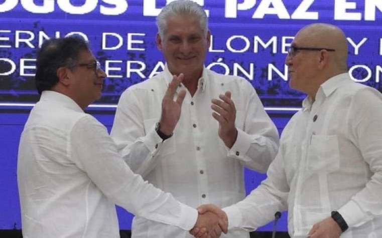 Gobierno de Colombia y el ELN acuerdan un cese al fuego de 6 meses: cómo es esta guerrilla y qué busca