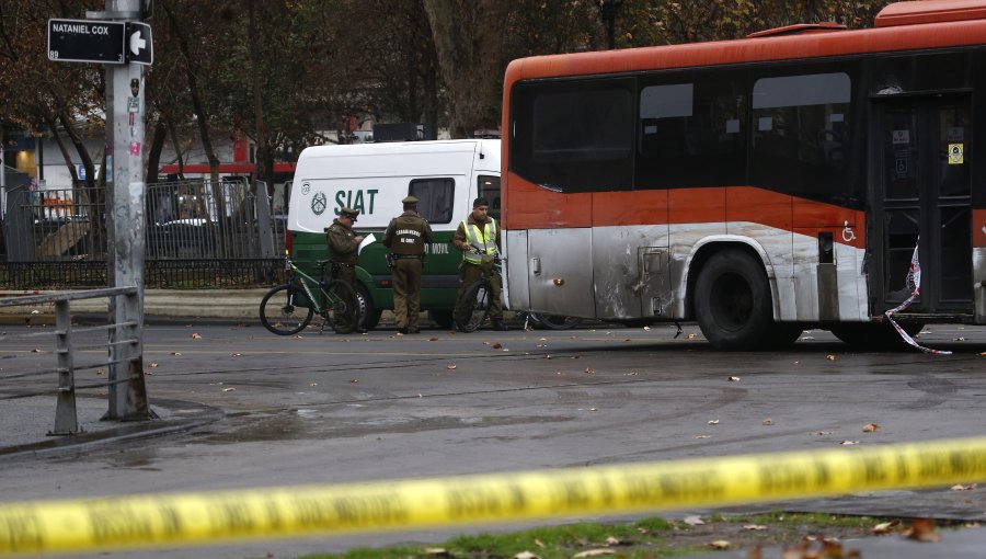 Mujer murió atropellada por bus de RED en medio de desvíos de tránsito por incidentes en las afueras del Instituto Nacional