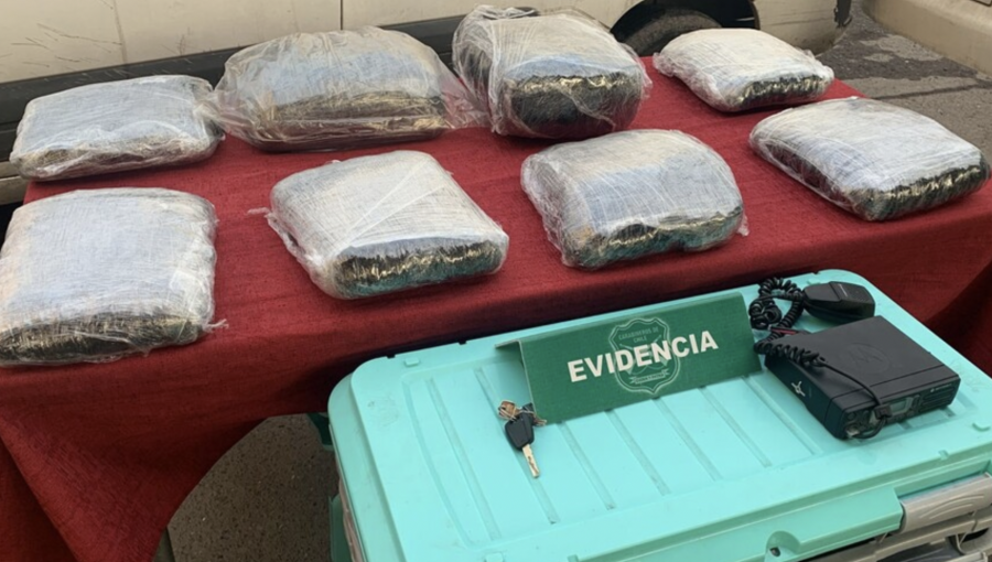 Detienen a extranjero por porte de droga en control preventivo en Cerrillos