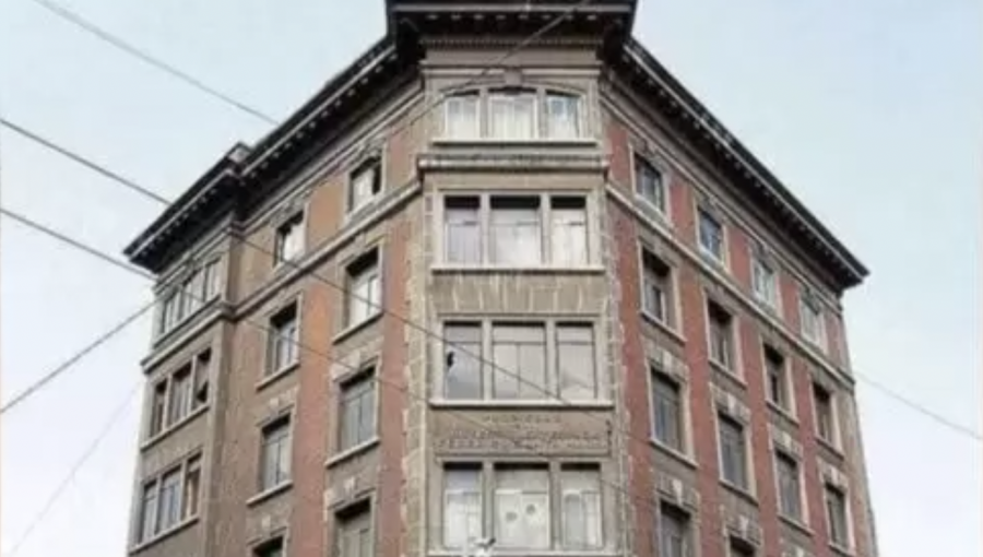Asociación de Funcionarios de la Municipalidad de Valparaíso anuncian querella por robo y acusan intento de toma de sede