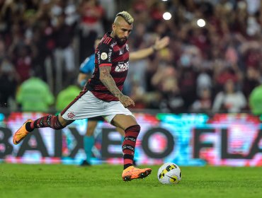 "Mejor noticia del día": Hinchas del Flamengo festinaron con anuncio de Vidal sobre su salida del club al final de temporada