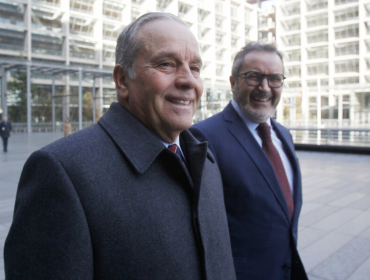 Tras formalización, tribunal decretó arraigo y firma mensual para general (r) Oviedo