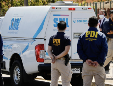 Encuentran cadáver calcinado al interior de camioneta en Copiapó