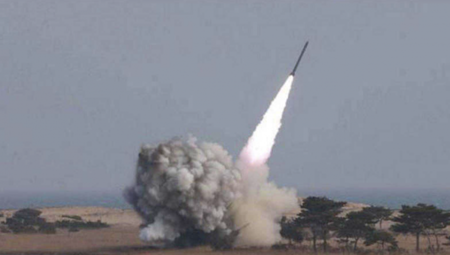 Corea del Norte lanza dos misiles de corto alcance hacia el mar de Japón