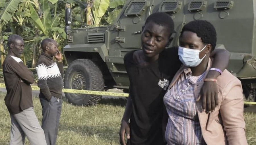 Decenas de alumnos mueren y otros son secuestrados en un ataque rebelde a una escuela en Uganda