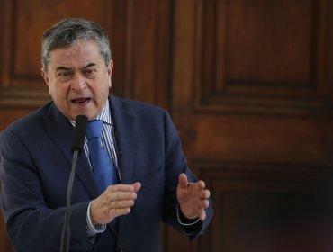 Coloma critica reunión del presidente Boric con líder de la CPC por reforma tributaria