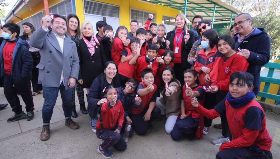 Inauguran obras de mejoramiento en dos escuelas municipales de Viña del Mar