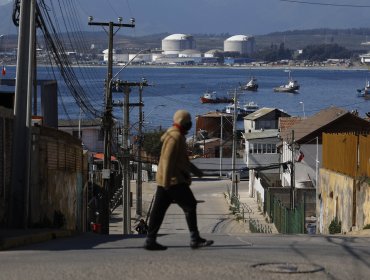 14 estudiantes y funcionarios de un colegio de Quintero fueron diagnosticados con síntomas por efecto de gases contaminantes