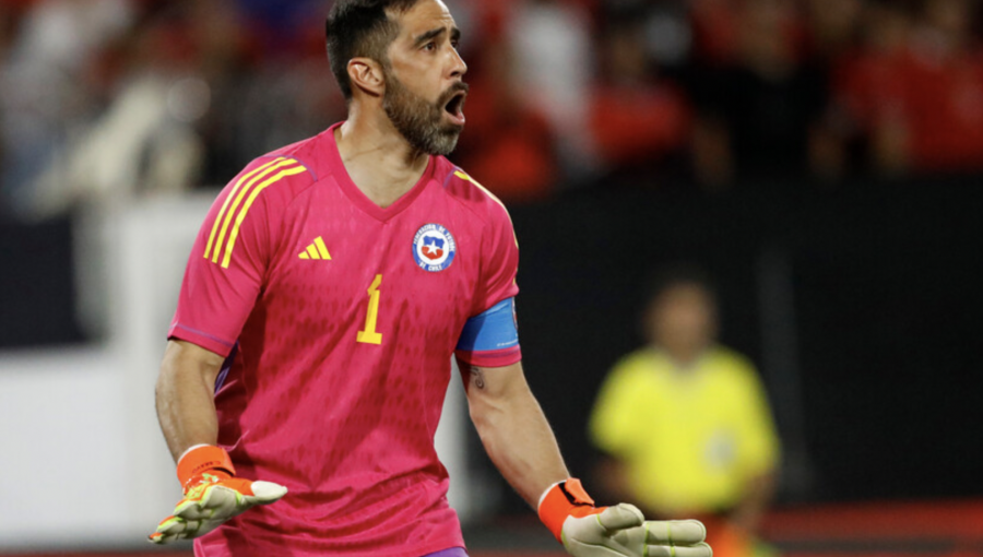 Elogios en España para Claudio Bravo : "Su experiencia y liderazgo, lo han convertido en uno de los pilares del vestuario"