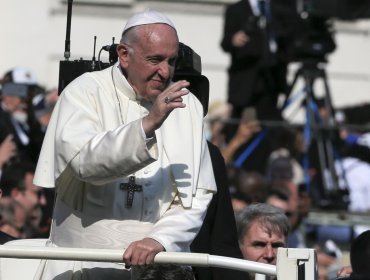 Papa Francisco se excusó de leer discurso tras afirmar que todavía está "bajo los efectos de la anestesia"