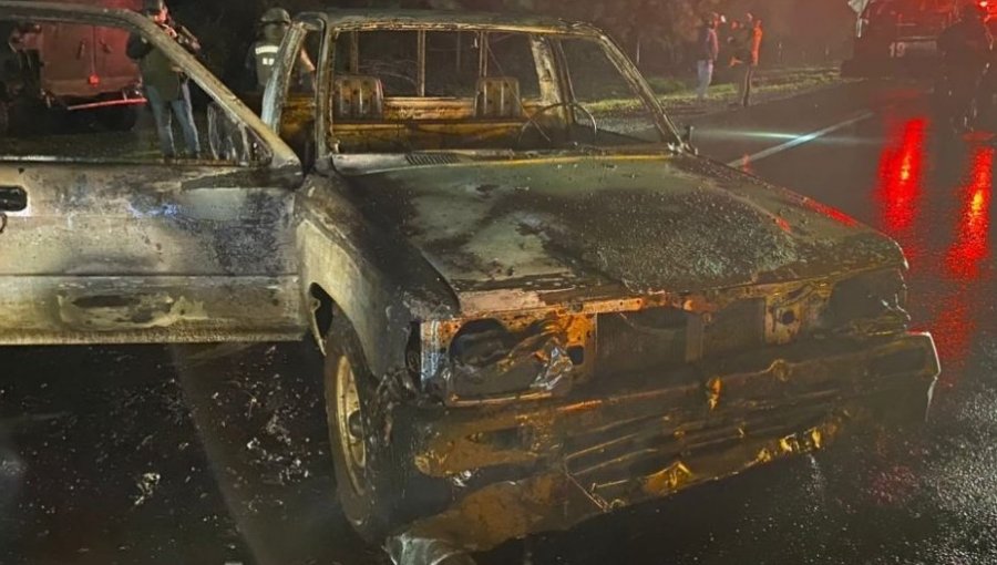 Encapuchados quemaron camioneta y dispararon contra dos conductores en Ercilla