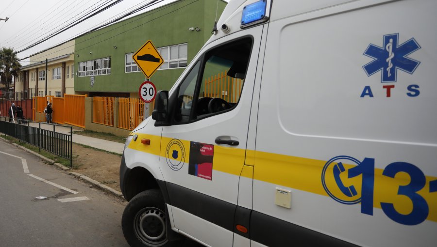 Otros 12 estudiantes y funcionarios de un colegio de Quintero tuvieron síntomas asociados a gases contaminantes