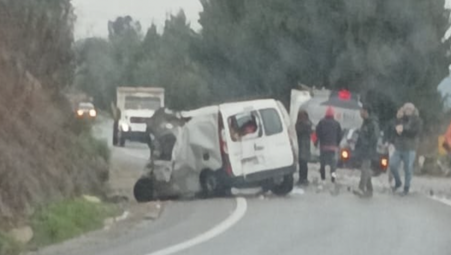Accidente de alta energía deja tres personas atrapadas en Tabolango