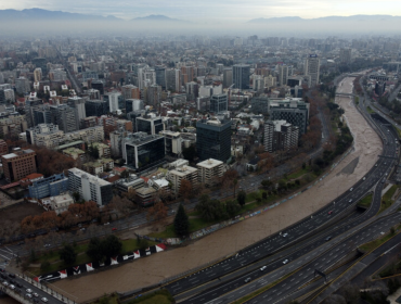 18 mil vehículos salieron de Santiago este fin de semana largo