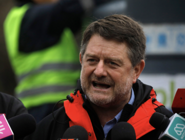 Gobernador Orrego anunció 570 puntos de abastecimiento de agua en la región Metropolitana