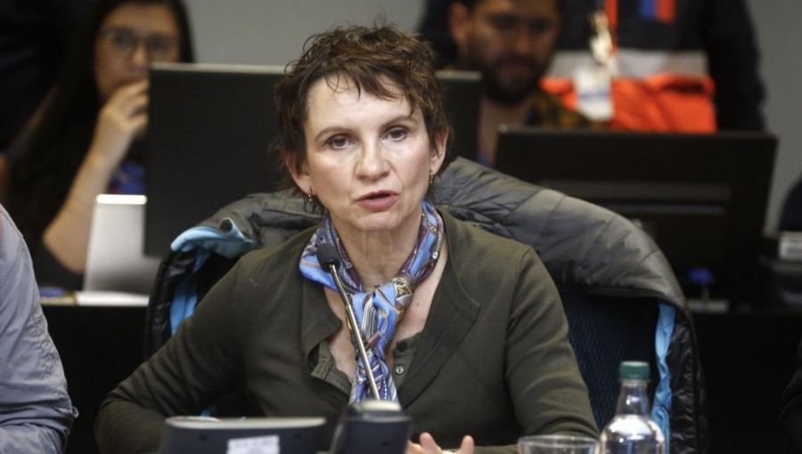 Ministra Tohá por suministro de agua: "Preparémonos para un corte del cual no tenemos certeza de su duración"