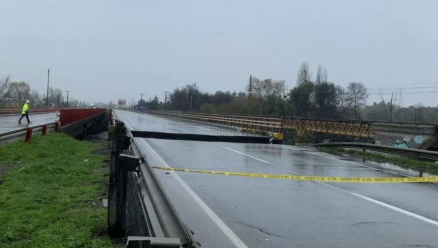Puente Lircay se parte en dos: Tránsito en Ruta 5 se mantiene interrumpido hacia Talca