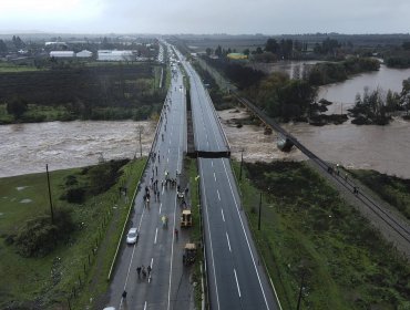 Región del Maule: Paralizan obras en puente Lircay por presunto artefacto explosivo