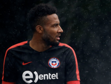 Es oficial: Chileno Lawrence Vigouroux es confirmado en la Premier League