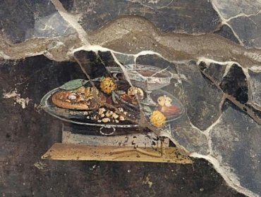 Arqueólogos encontraron en Pompeya un dibujo que podría considerarse un "ancestro de la pizza"