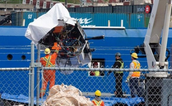 Recuperan restos del sumergible Titán que implosionó durante inmersión hacia el Titanic