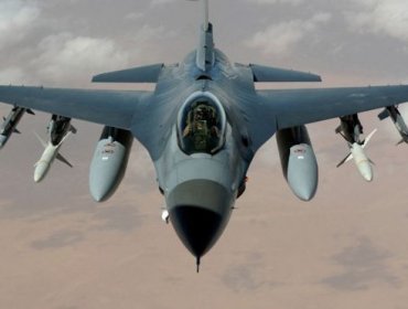 Por qué es tan complicado entrenar a los pilotos ucranianos que manejarán los cazas estadounidenses F-16