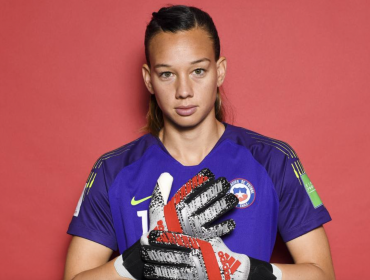 Luis Mena confirma que Christiane Endler se sumará a su proceso en la Roja Femenina