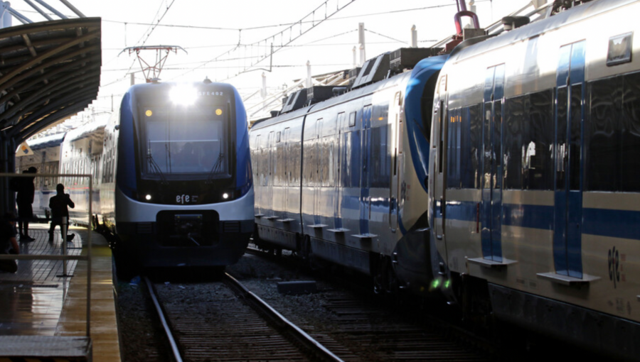 Anuncian normalización del servicio de trenes entre Santiago y Curicó