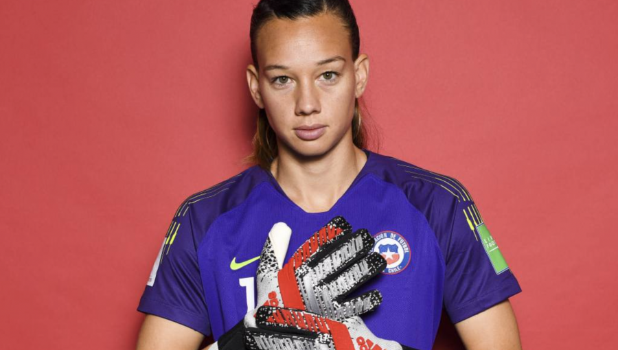 Luis Mena confirma que Christiane Endler se sumará a su proceso en la Roja Femenina