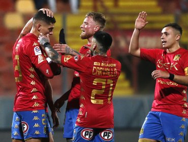U. Española derrotó a Barnechea y avanzó a semifinales de la Zona Centro Sur de la Copa Chile