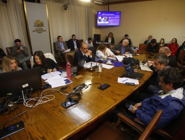 Comienzan las audiencias de la comisión de diputados que revisa acusación constitucional contra el Ministro de Educación