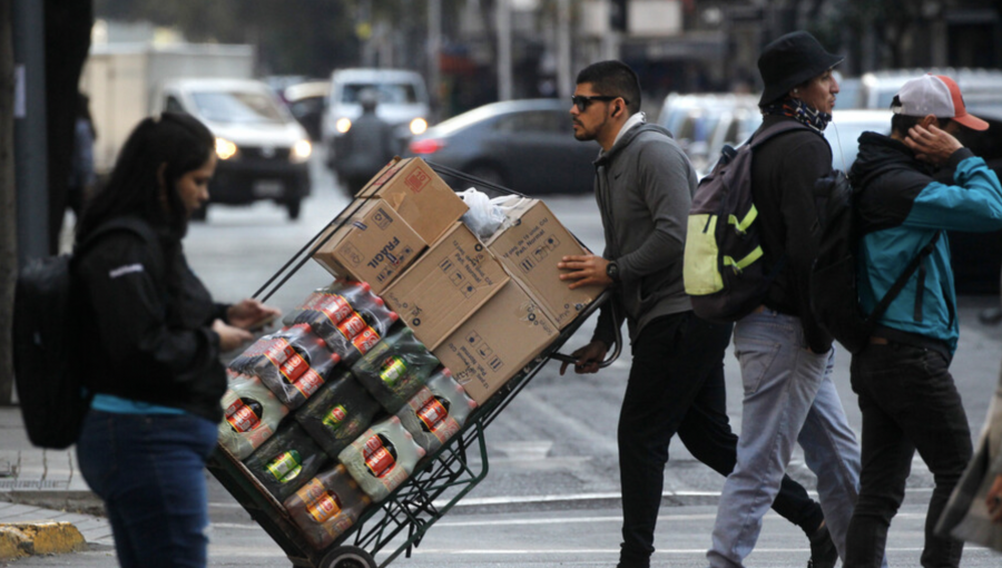 Luego de un imacec de -2% de mayo, mercado espera baja en tasa de interés
