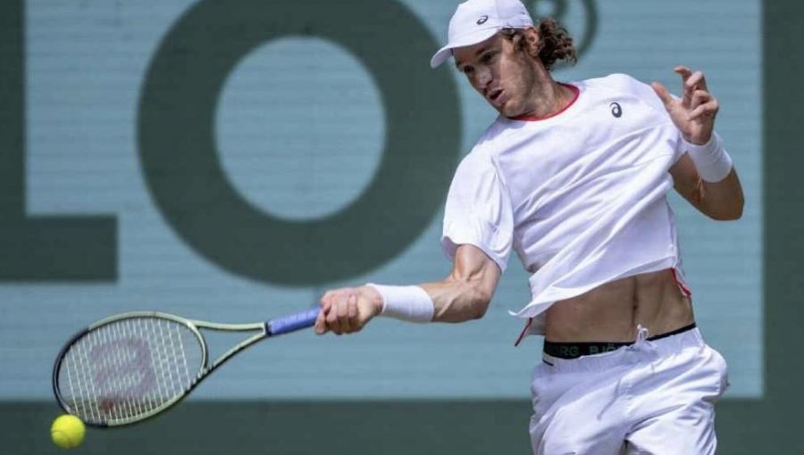 Partido de Nicolás Jarry por su debut en Wimbledon fue suspendido por falta de luz