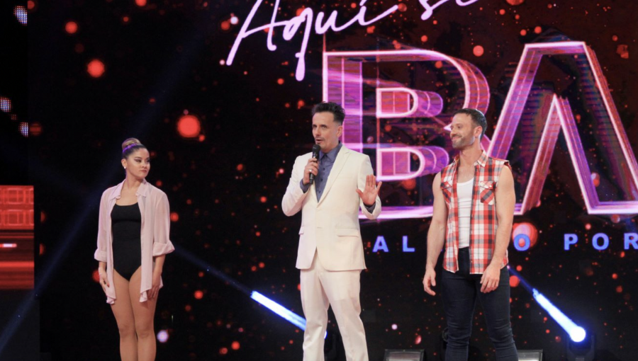 Inesperada eliminación deja a querido participante fuera de “Aquí se Baila”